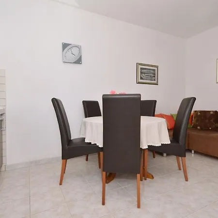 Vlah 1632 * Rogoznica (Sibenik-Knin)